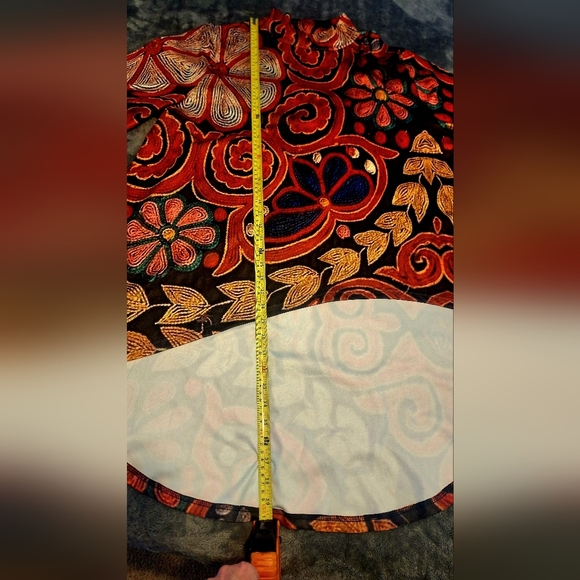 Multicolor Abstract Tunic Top - Picture 9 of 12